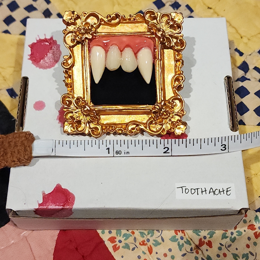 Vampire Teeth Pin - Picture 2 of 3